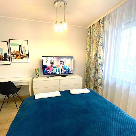 Apartament Z Tarasem I Widokiem Na Odre Wrocław Exteriör bild