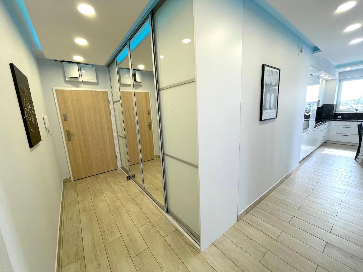 Apartament Z Tarasem I Widokiem Na Odre Wrocław Exteriör bild
