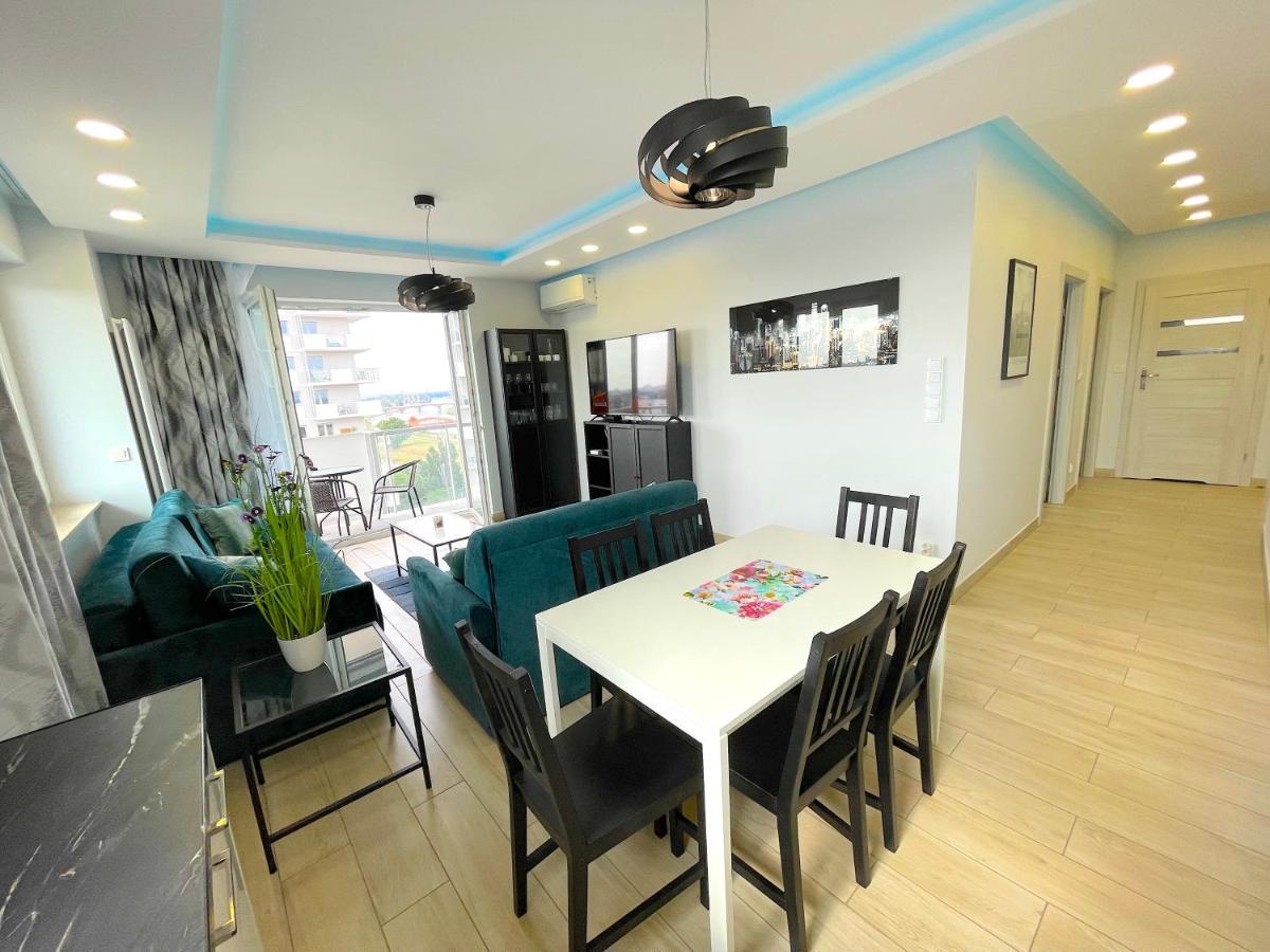 Apartament Z Tarasem I Widokiem Na Odre Wrocław Exteriör bild