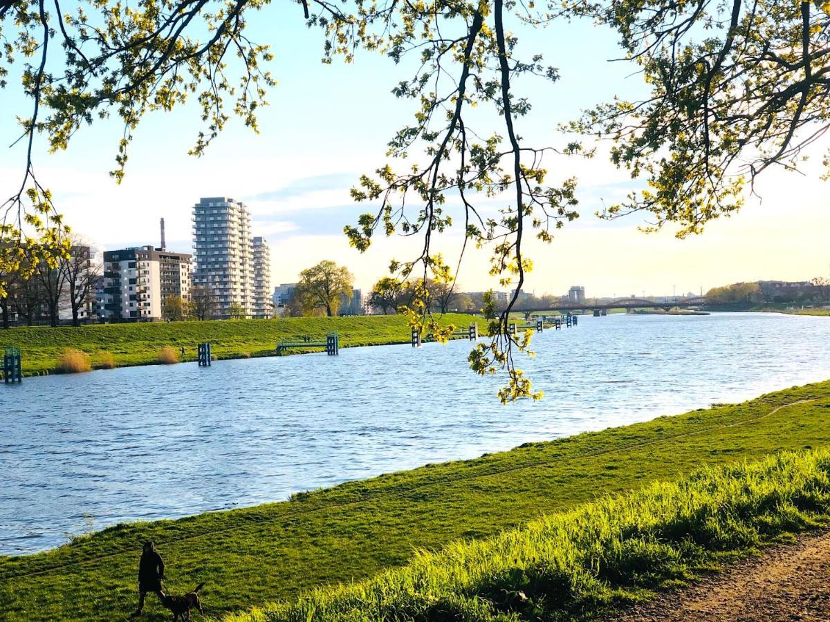 Apartament Z Tarasem I Widokiem Na Odre Wrocław Exteriör bild